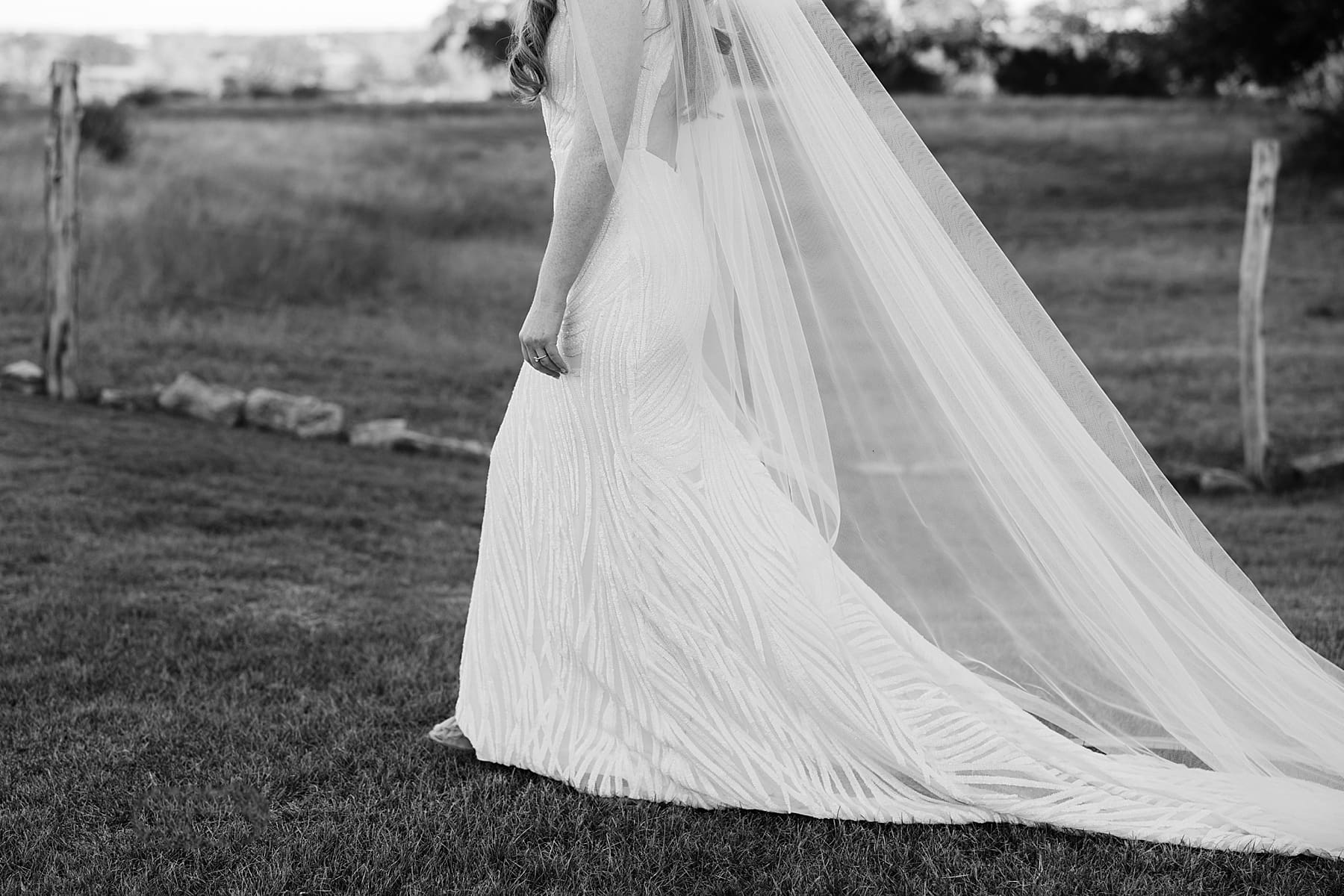 5 Reasons to Do a Bridal Portrait Session Before Your Wedding Day | Kelly O'Connor Photography | Austin Based Wedding Photographer | bridal session, bride to be, wedding photographer, wedding planning tips | via kellyoconnorphotography.com