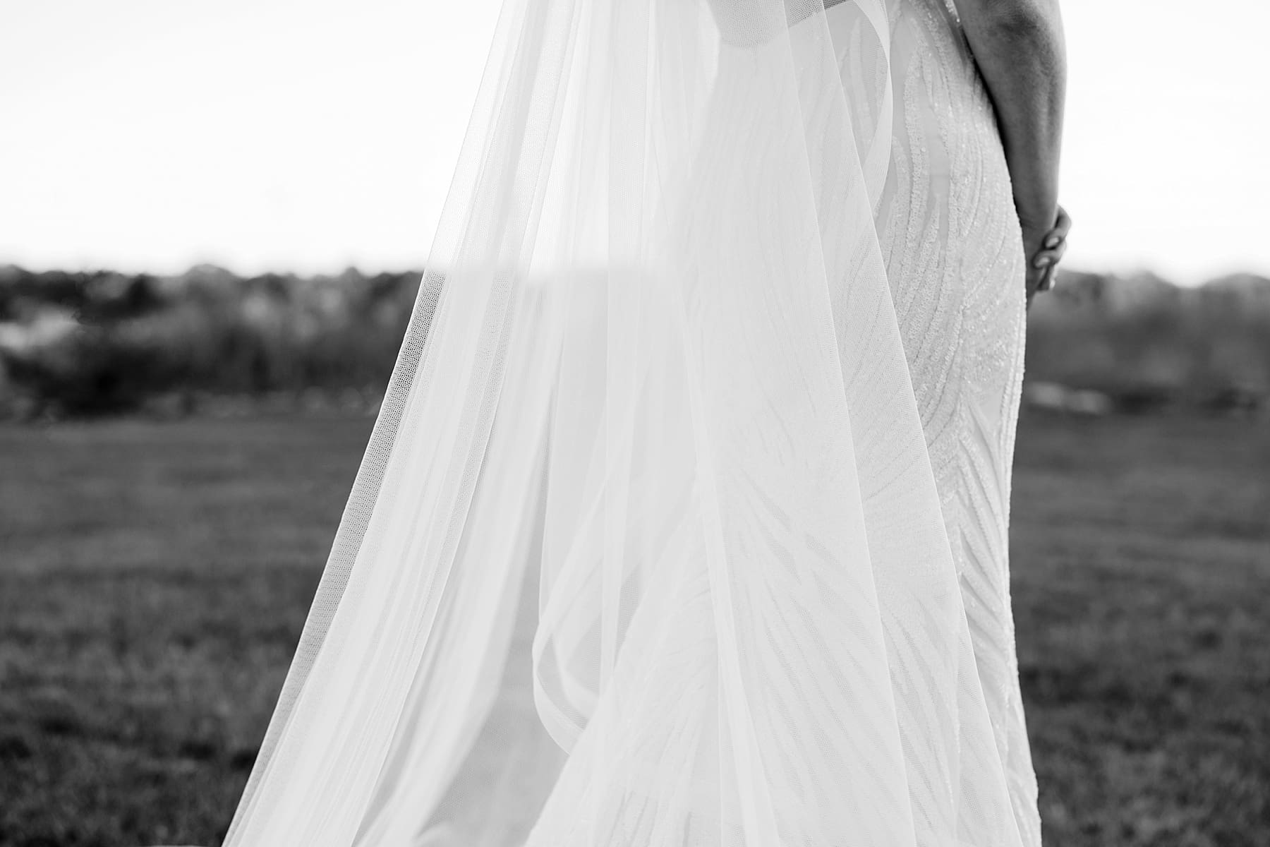 5 Reasons to Do a Bridal Portrait Session Before Your Wedding Day | Kelly O'Connor Photography | Austin Based Wedding Photographer | bridal session, bride to be, wedding photographer, wedding planning tips | via kellyoconnorphotography.com