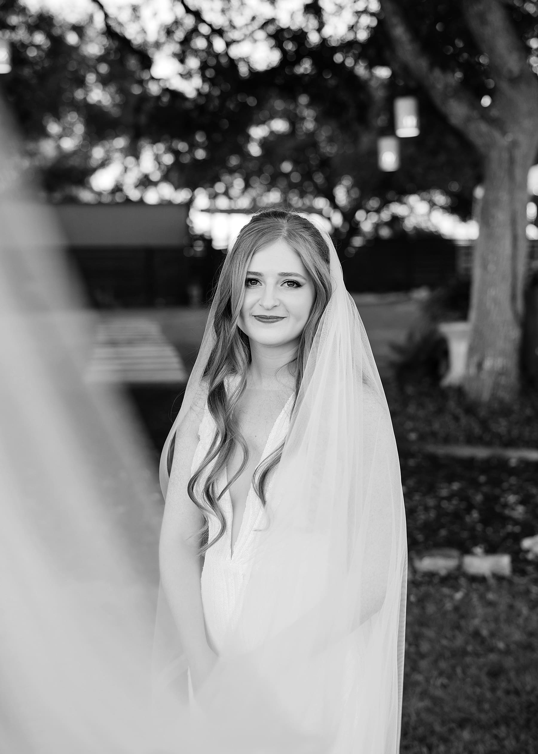 5 Reasons to Do a Bridal Portrait Session Before Your Wedding Day | Kelly O'Connor Photography | Austin Based Wedding Photographer | bridal session, bride to be, wedding photographer, wedding planning tips | via kellyoconnorphotography.com