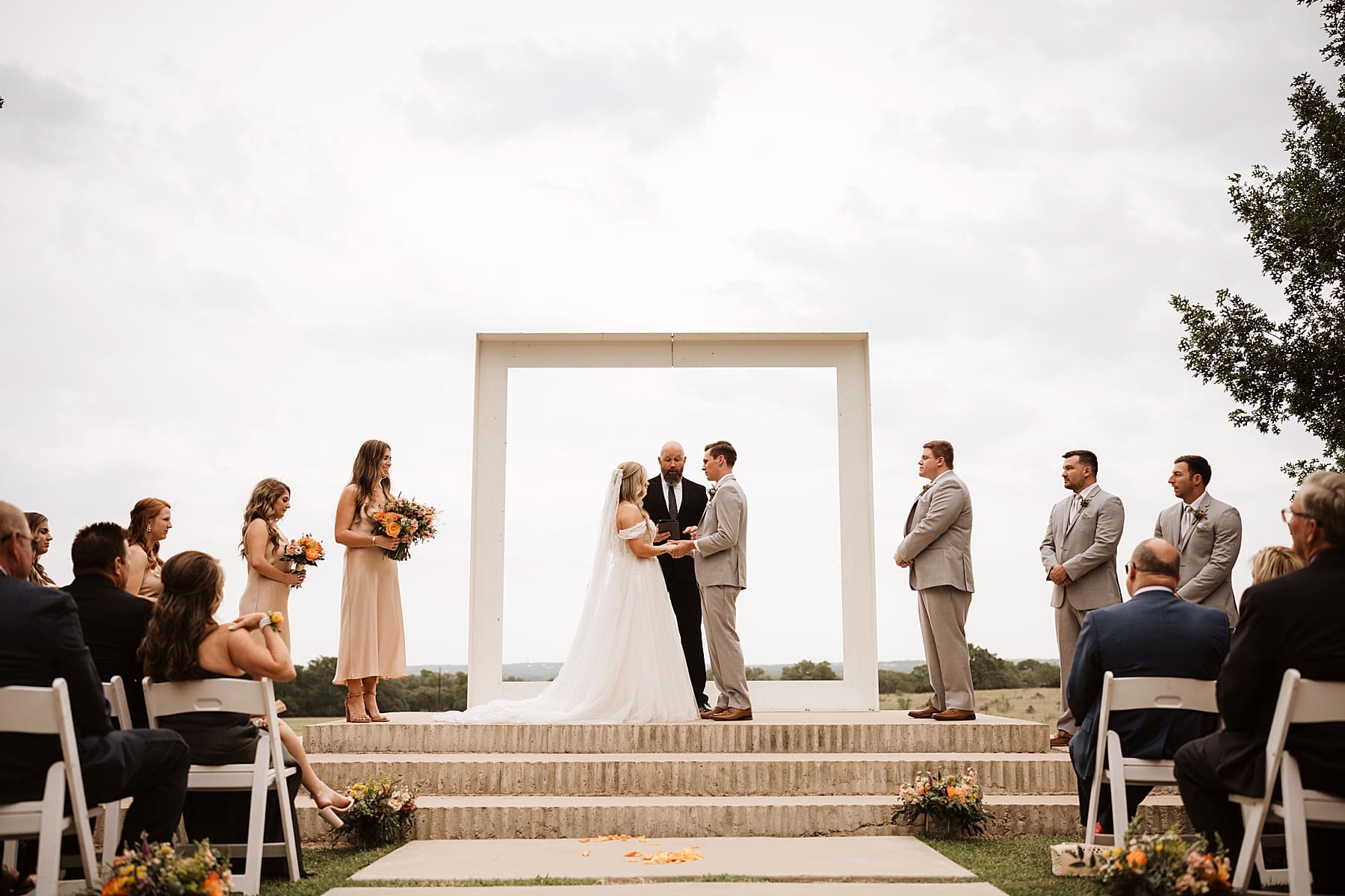 Prospect House wedding ceremony in spring | Kelly O'Connor Photography | Austin Wedding Photographer | Prospect House Wedding Day | edgy wedding ideas, bride in converse | via kellyoconnorphotography.com