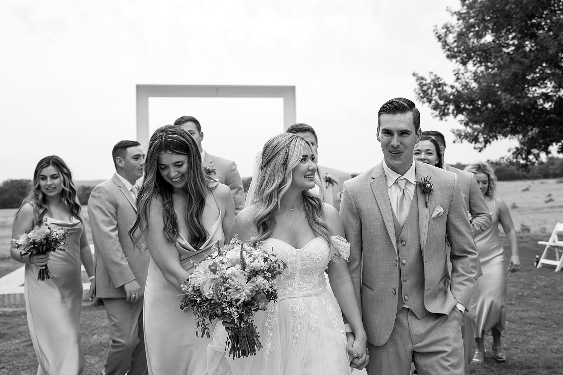 Wedding party portraits | Kelly O'Connor Photography | Austin Wedding Photographer | Prospect House Wedding Day | edgy wedding ideas, bride in converse | via kellyoconnorphotography.com