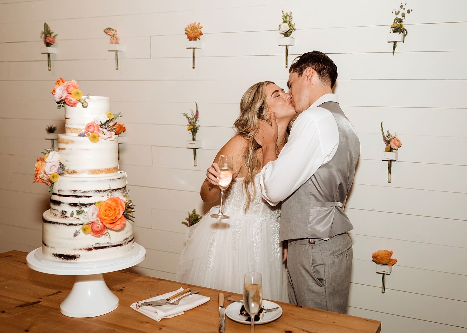 Fun and dancing at Prospect House wedding reception | Kelly O'Connor Photography | Austin Wedding Photographer | Prospect House Wedding Day | edgy wedding ideas, dancing props, wedding reception party | via kellyoconnorphotography.com