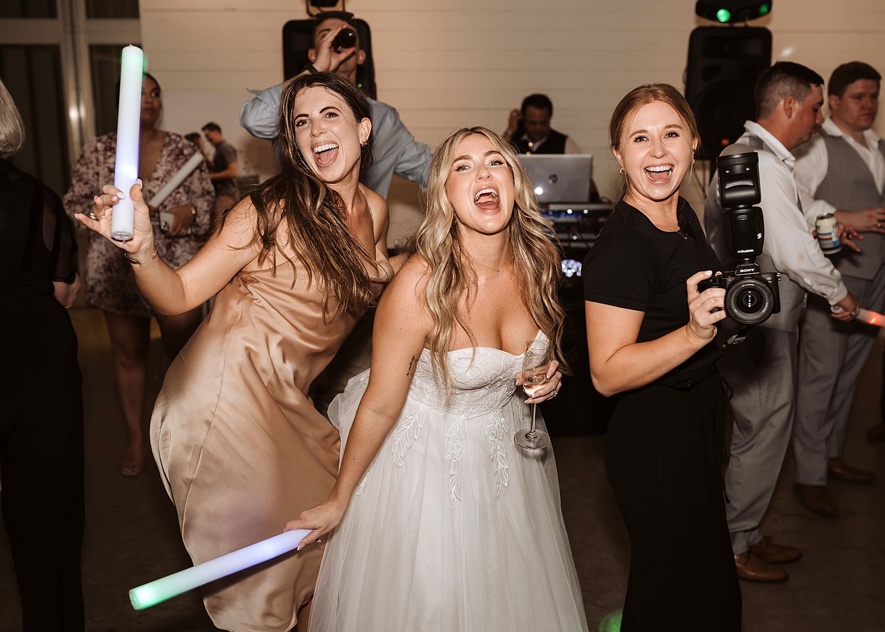 Fun and dancing at Prospect House wedding reception | Kelly O'Connor Photography | Austin Wedding Photographer | Prospect House Wedding Day | edgy wedding ideas, dancing props, wedding reception party | via kellyoconnorphotography.com