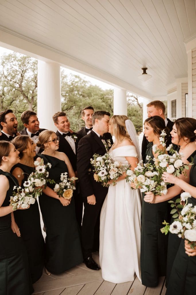 Wedding party portraits at The Grand Lady in Austin, Texas | Kelly O'Connor Photography | Austin Wedding Photographer