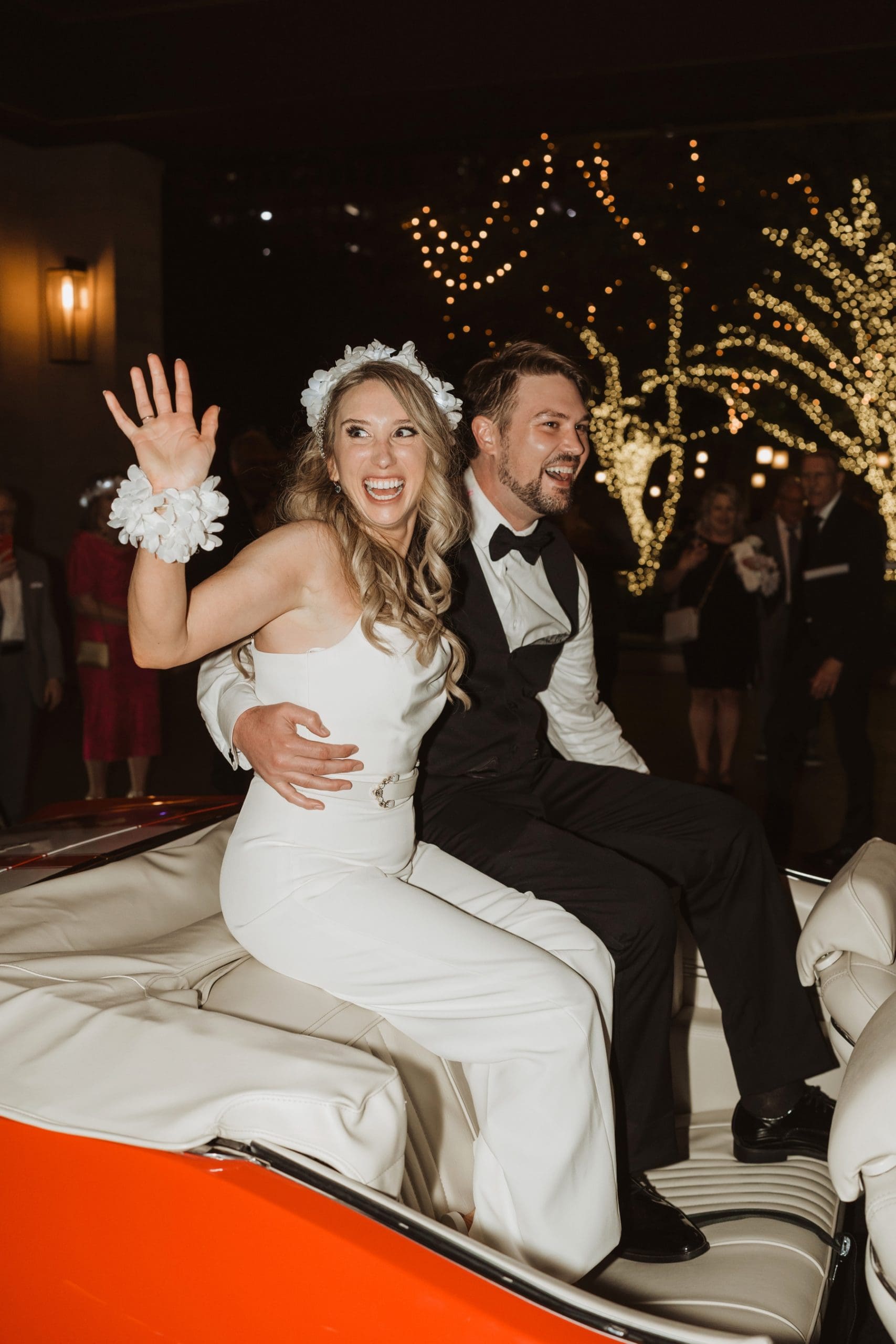Classic White Wedding Reception at the Four Seasons Austin | Spring Wedding in Texas | Kelly O'Connor Photography