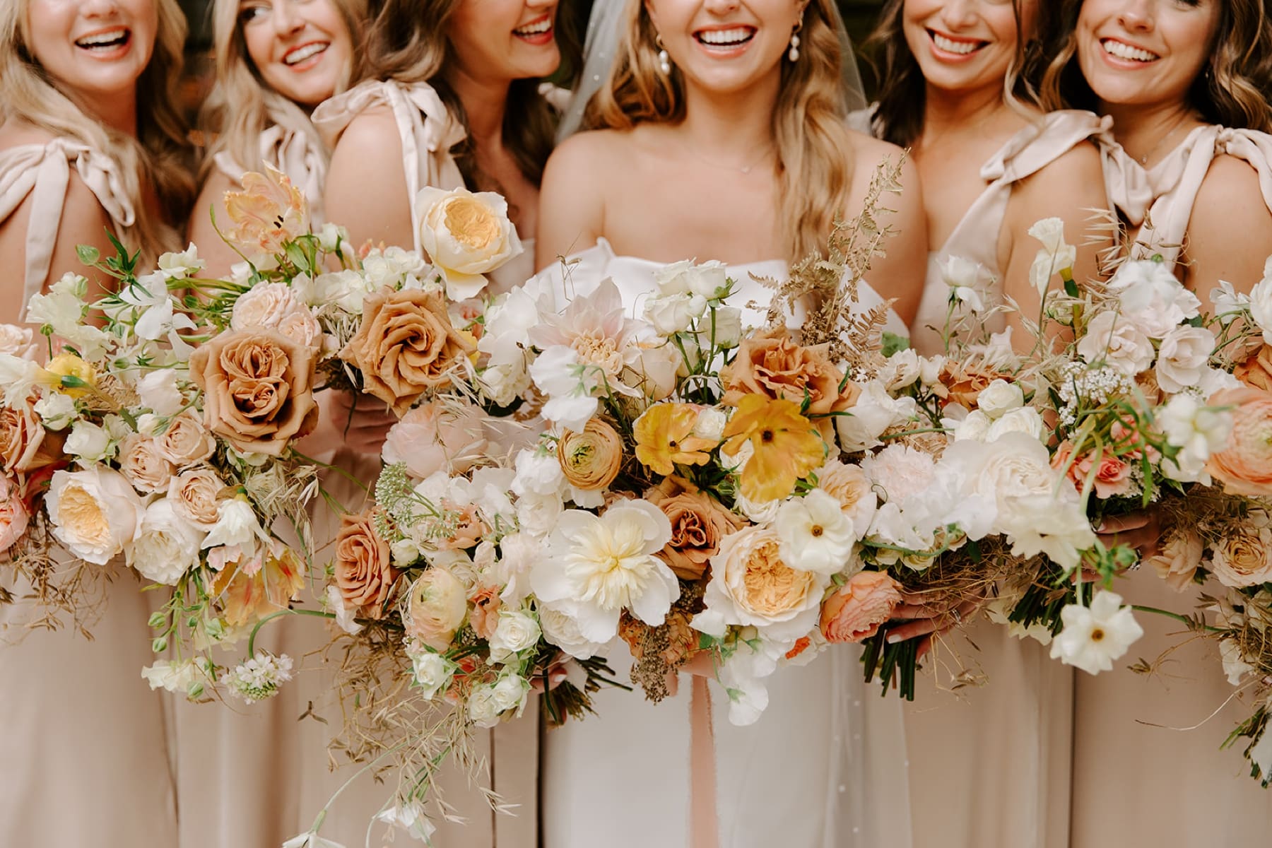 Warm & Natural Wedding Day at Hotel Magdelena in Austin, Texas